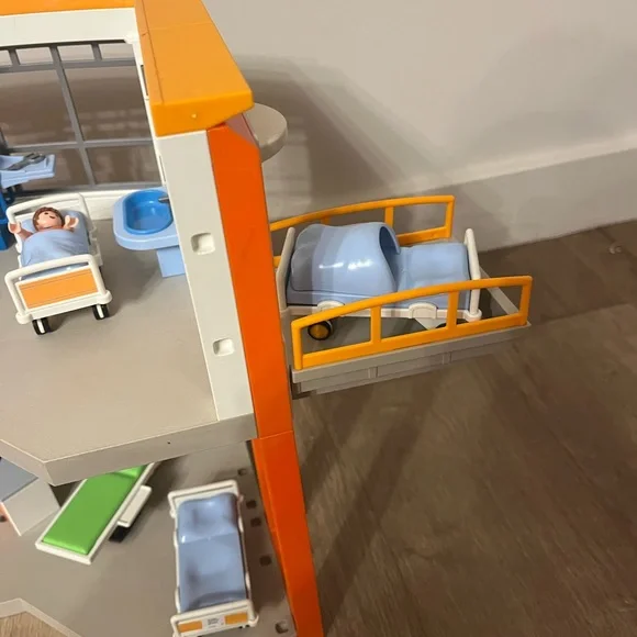 Play mobile hospital set - Picture 7 of 8